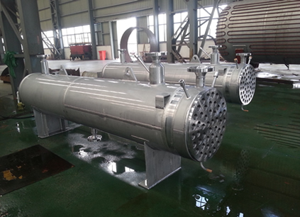 海洋(yang)平檯用(yong)200kw電(dian)加熱(re)器殼體雙(shuang)相鋼材(cai)質